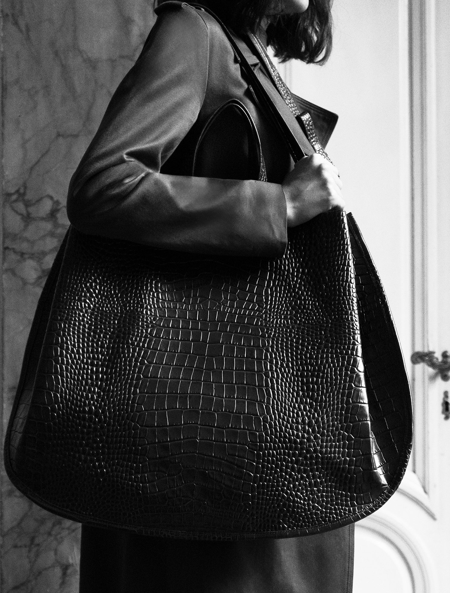 LUNA Tote Bag - Embossed Crocodile Leather – MICOLI