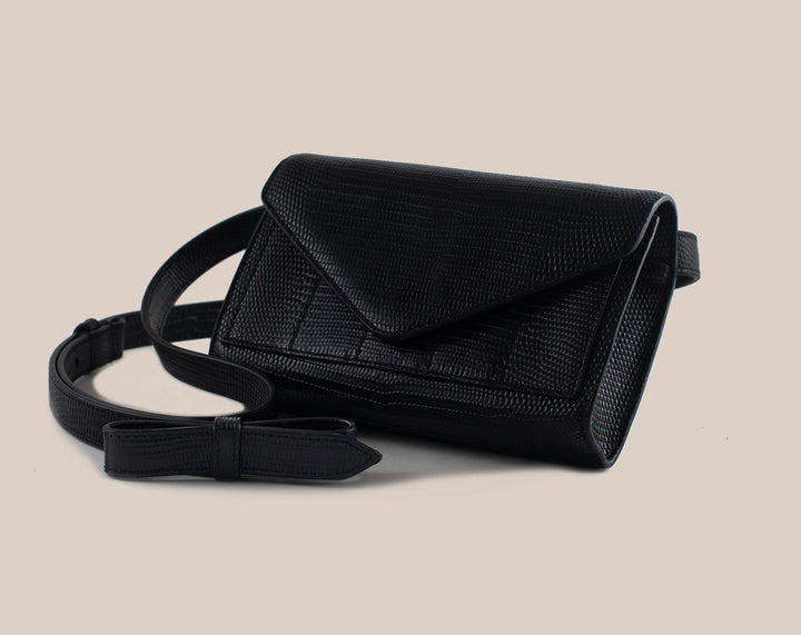 INTASCA || Black Embossed Lizard