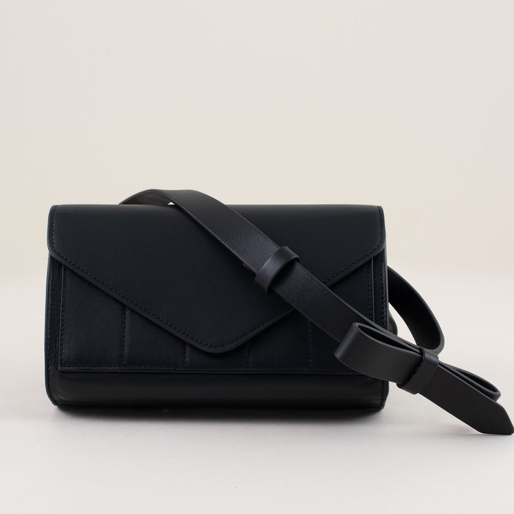 INTASCA Crossbody || Carbon Nappa Leather