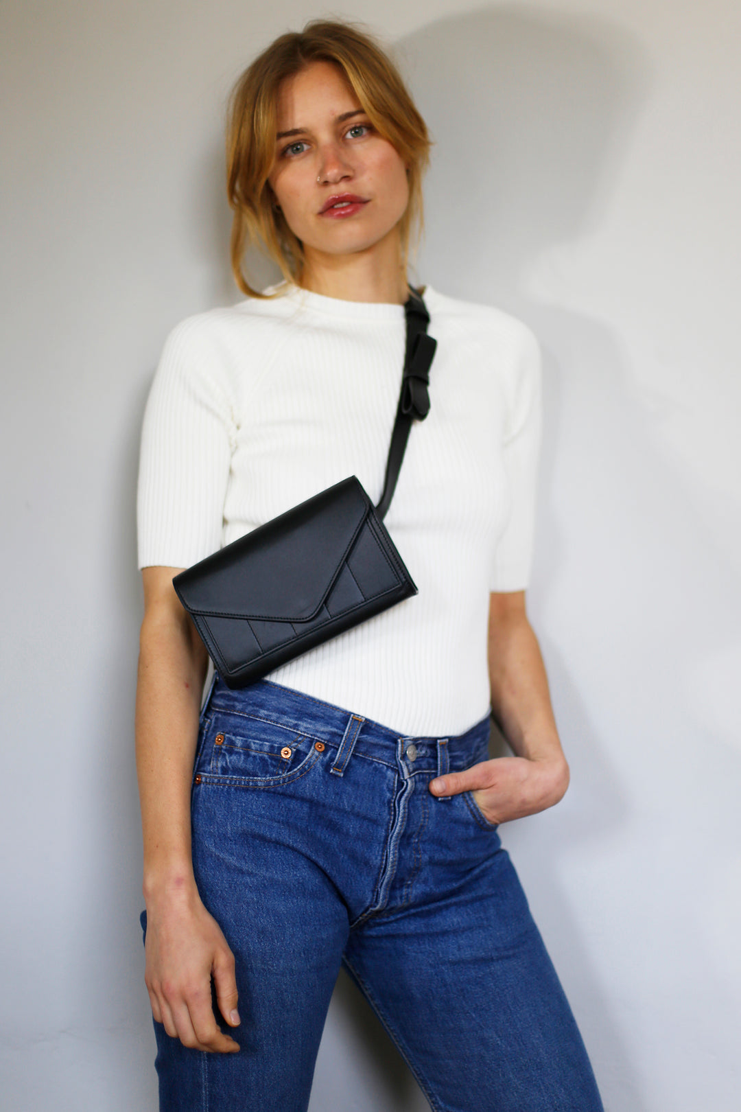 INTASCA Crossbody || Carbon Nappa Leather